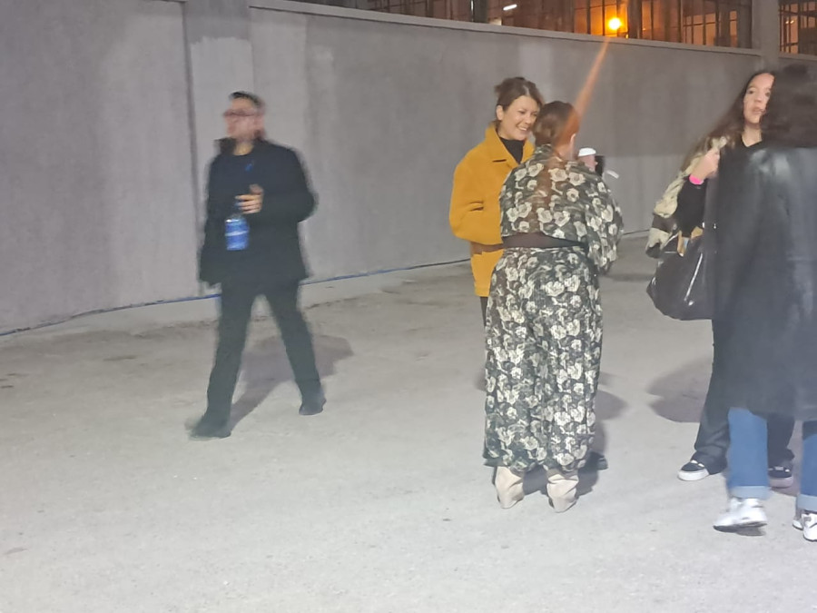 Sing for Greece - Τελικός: Η άφιξη της Σοφίας Αλιμπέρτη με τον μεγάλο της γιο, Μιχαήλ Βαρθακούρη (Αποκλειστικό)