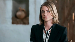 Grand Hotel: Η Αλίκη πέφτει πάνω στη Φρίντα και σοκάρεται