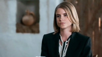 Grand Hotel: Η Αλίκη πέφτει πάνω στη Φρίντα και σοκάρεται
