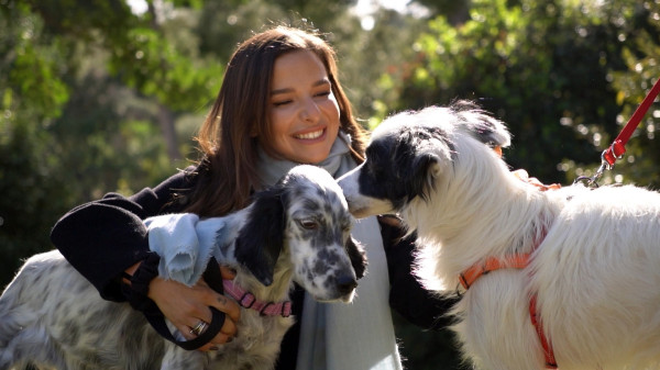Pet Stories: Η Εριέττα Κούρκουλου Λάτση, η αγάπη της για τα ζώα και η στάση της στα αρνητικά σχόλια που δέχεται