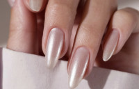 Το τέλος του καλοκαιριού φέρνει τα «Coconut Chrome» Nails