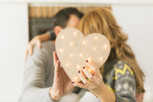 3 ζώδια που πάντα γυρίζουν στην πρώην σχέση τους (Ακόμα κι αν ξέρουν ότι δεν πρέπει!)