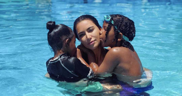 Kim Kardashian: Το πρωτότυπο δώρο που κάνει στα παιδιά της σε κάθε γενέθλια τους