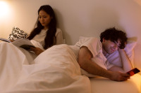 «Micro-cheating»: Mέχρι πού μπορεί να φτάσει το παιχνίδι της αποπλάνησης χωρίς να θεωρείται απιστία;