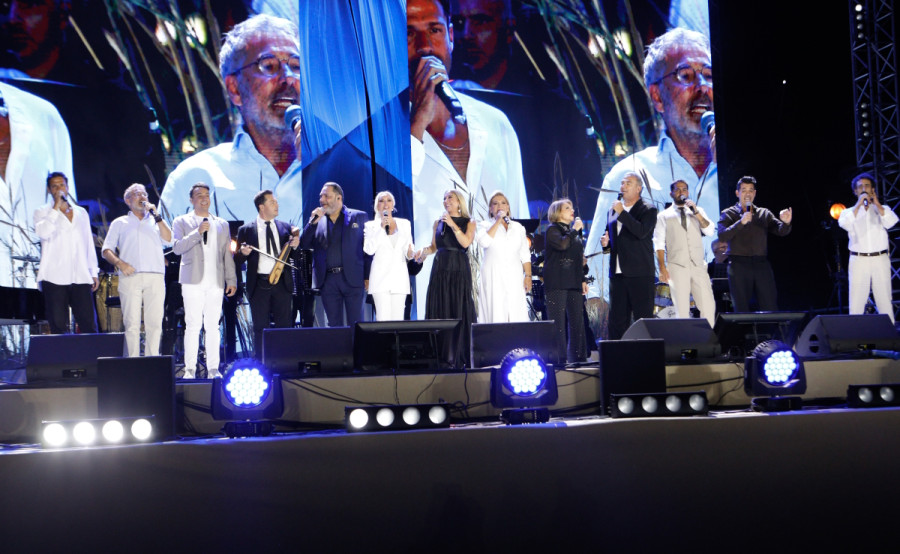 Περίσσευε η συγκίνηση στη συναυλία για τον Στέλιο Καζαντζίδη - Το γκραν φινάλε και το εκπληκτικό ντουέτο Μάστορα - Ρέμου