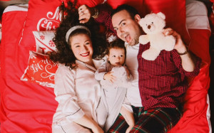 Μαυρικίου- Ζήση: Η 19 μηνών Ιωάννα Μελωδία έχει πάθει κόλλημα με ένα τραγούδι του Πάριου