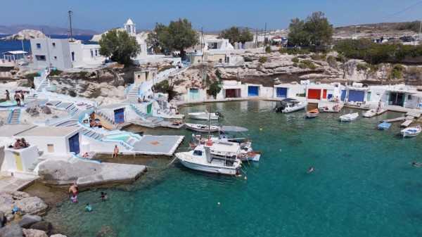 Όπου υπάρχει Ελλάδα: Ανοίγουμε πανιά για τη Μήλο!