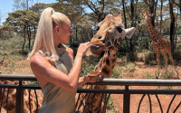 Ιωάννα Τούνη: Safari look για τις καμηλοπαρδάλεις και... κεμπάπ στο club