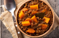 Combo food: Γλυκοπατάτα και φακές, 3 συνταγές για να αυξήσετε την πρόσληψη πρωτεΐνης