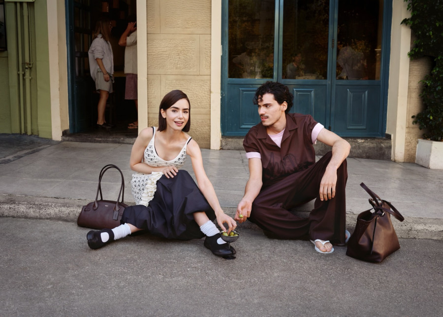Lily Collins: Κυκλοφόρησε η καμπάνια που γύρισε στα Πετράλωνα και την Αγία Μαρίνα