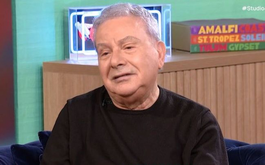 Μανώλης Μητσιάς: Μετά την Αλεξίου, ανακοίνωσε κι εκείνος οτι αποσύρεται από το τραγούδι