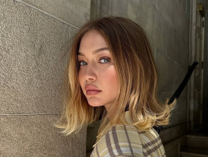 Το κούρεμα... «της τεμπέλας»: Η εναλλακτική που υιοθετούν φέτος τα it-girls για να δείχνουν επιμελώς ατημέλητες