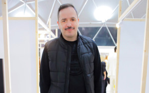 Αλέξανδρος Τσουβέλας για το «Τότε και Τώρα»: «Έχουμε ωραίους guests και πολύ σημαντικούς ανθρώπους»