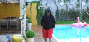 Big Brother: Απόψε η πρώτη αρχηγία, τα κλάματα του αγρότη, η βαλίτσα και η μάσκα της Μαρικέλλυς - Τα πρώτα βίντεο από τη συγκατοίκηση