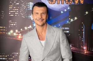 Ιωάννης Παπαζήσης: Ποιο ήταν το καλύτερο μάθημα που πήρε από τον γιο του και τι τον «χαλάει» στις βραδινές εξόδους;