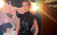 Dua Lipa: Με διάφανο couture φόρεμα στη Σκάλα του Μιλάνου