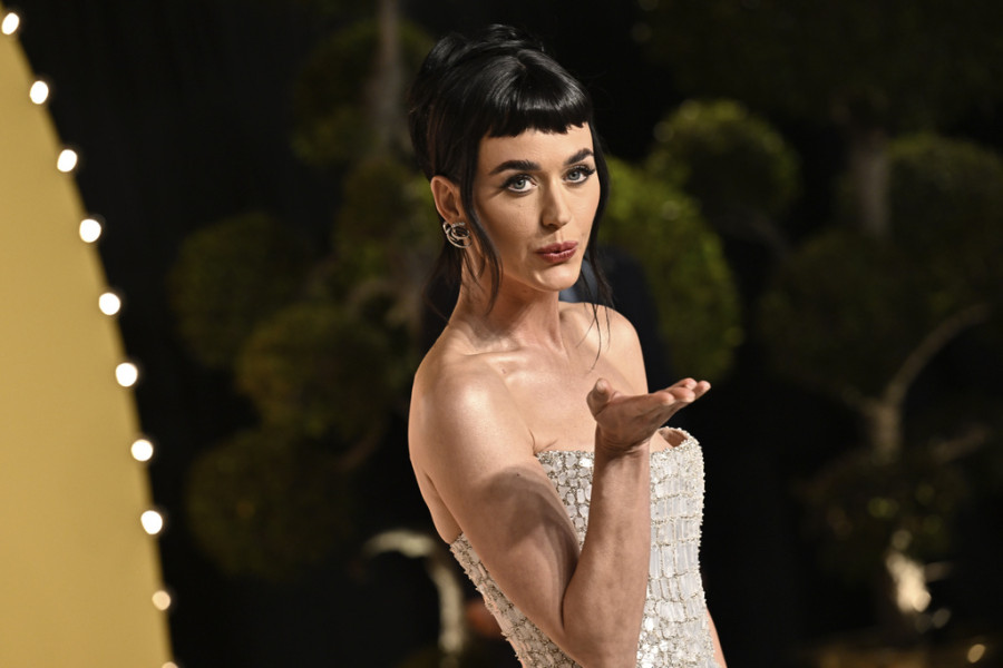 Katy Perry - Τζαστίν Τριντό: Το νέο power couple έκανε την πρώτη του επίσημη εμφάνιση, χέρι-χέρι στο Παρίσι