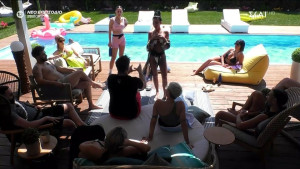 Big Brother: Η παίκτρια που έκανε ο Θεός τόσο όμορφη, το...σούργελο, δάκρυα, διαφωνίες και μια γυναίκα αρχηγός