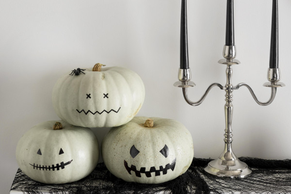Το “Summerween” είναι επίσημα τάση - Δες τι σημαίνει