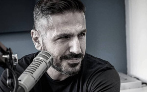 Δημήτρης Μηλιόγλου: Βαρύ πένθος για τον μουσικό παραγωγό, έφυγε από τη ζωή ο πατέρας του