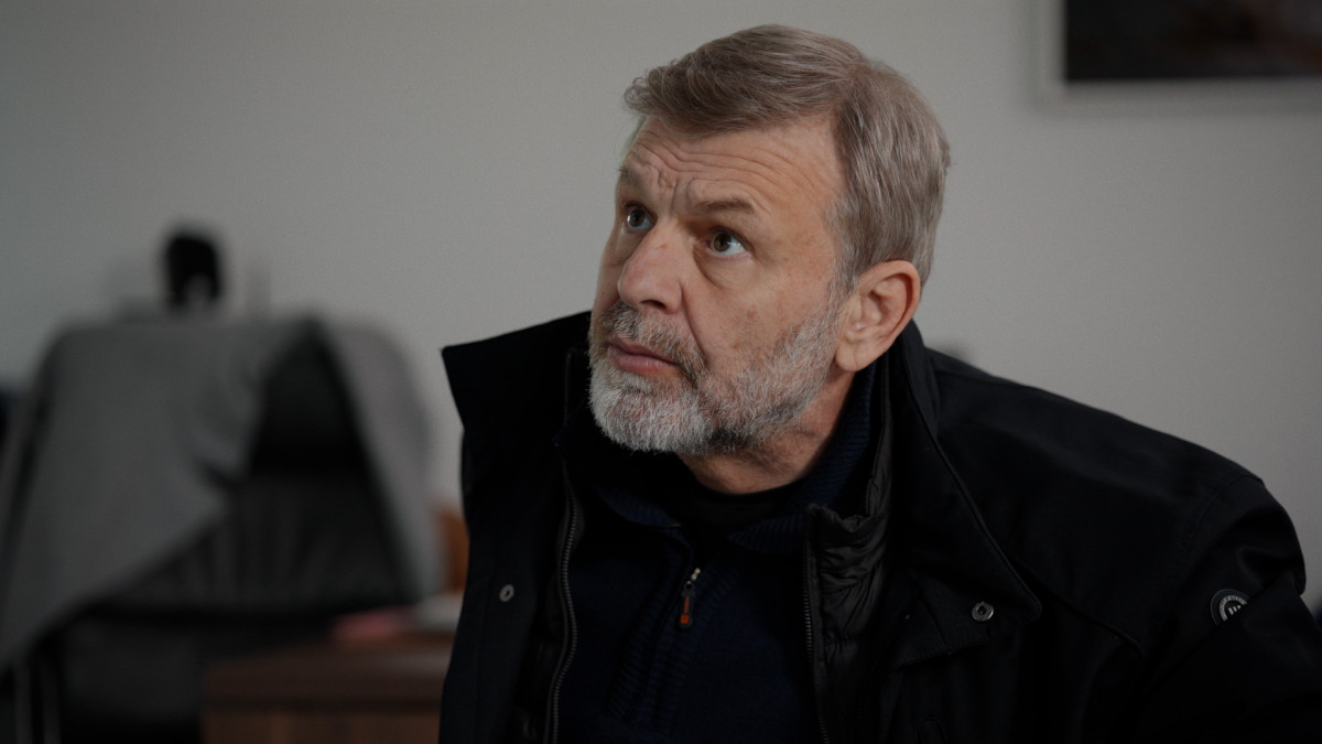 Απόστολος Γκλέτσος: «Βραχυκύκλωσε» τον ρεπόρτερ του Mykonos Live TV με την απάντησή του - Δείτε γιατί