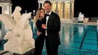 Αμαλία Κωστοπούλου: Το elegant dinner party στο Τέξας μετά τον πολιτικό της γάμο με τον Jake Medwell (Φωτογραφίες)