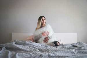 Ξύπνησες στραβά; Οι μικρές φράσεις που μπορούν να αλλάξουν την ψυχολογία σου