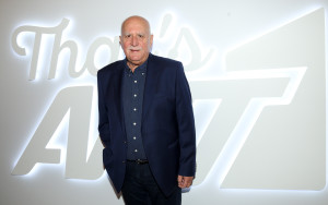 Γιώργος Παπαδάκης: Την Πέμπτη στη Ριτσώνα το τελευταίο αντίο στον αγαπημένο δημοσιογράφο και παρουσιαστή