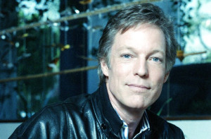 Richard Chamberlain: Έφυγε από τη ζωή στα 90 του ο πρωταγωνιστής της σειράς «Τα πουλιά πεθαίνουν τραγουδώντας»