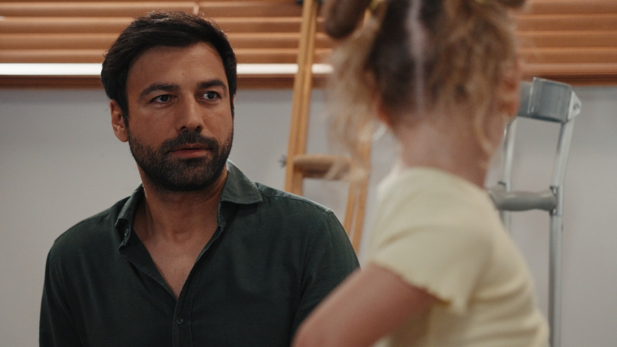 Η γη της ελιάς: Ο Στάθης και ο Στέφανος έρχονται σε σφοδρή σύγκρουση.