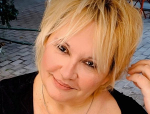 Καίτη Φίνου: Ζήτησε δουλειά μέσω Instagram και το μετάνιωσε πικρά