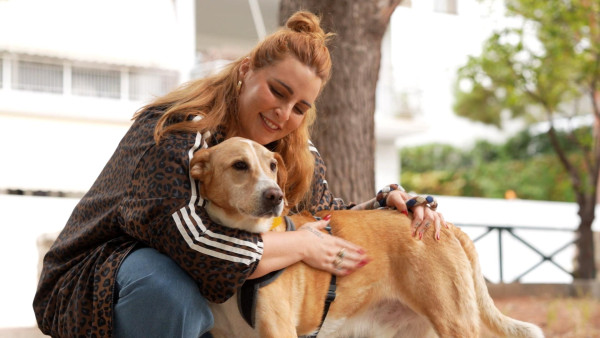 Pet Stories: Στην παρέα μας, η Εβελίνα Νικόλιζα και ο πιο γλυκός... Λουκουμάς