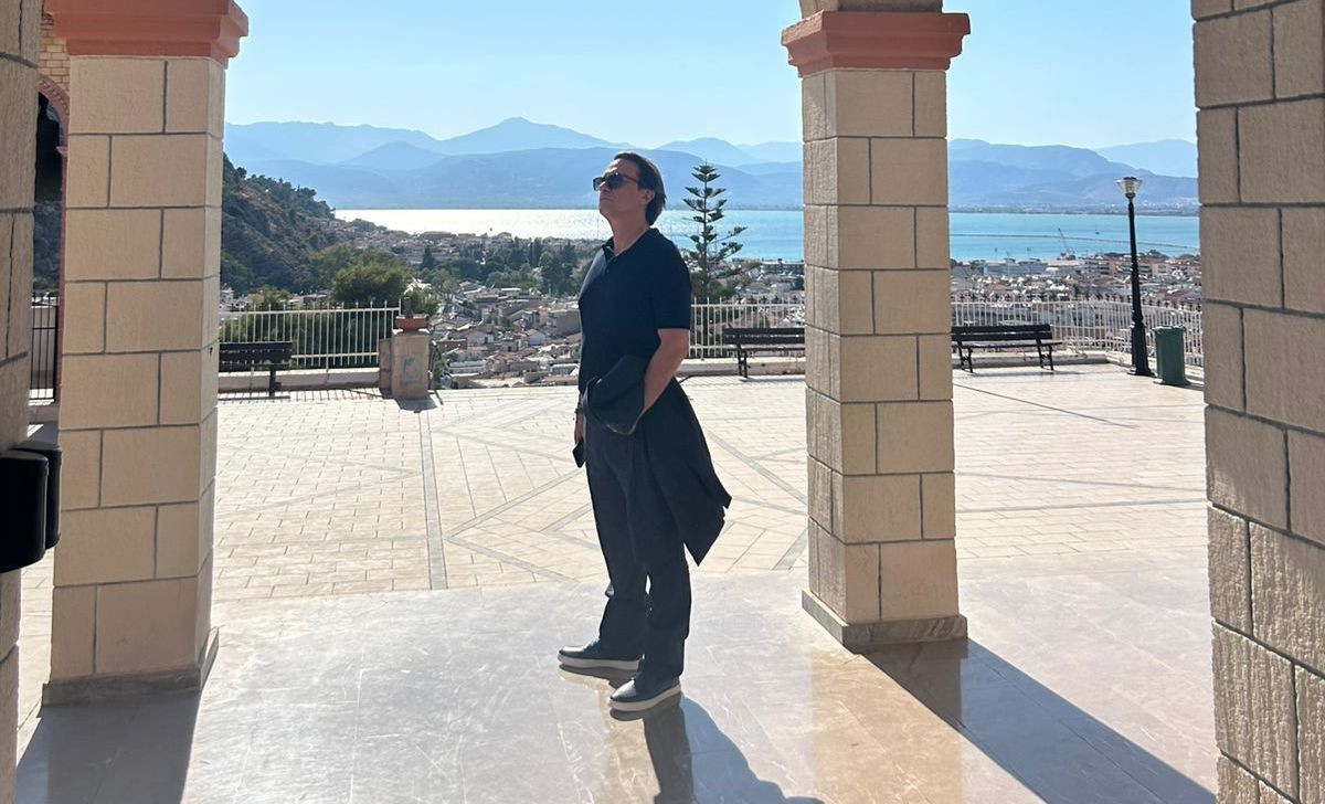 Να μ αγαπάς: Ο Άγγελος πλέκει το δίχτυ της εκδίκησής του