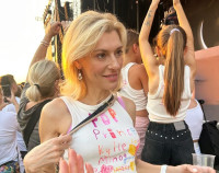 Ζέτα Δούκα: Χόρεψε τρελά στους ρυθμούς της Kylie Minogue με την κόρη της και στέλνει ένα... διδακτικό μήνυμα