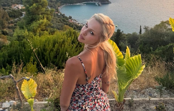 Βίκυ Κάβουρα: Ήθελε γυμναστήριο ενώ όλα της τα ρούχα ήταν για πλύσιμο - Δες τι outfit σκάρωσε με ό,τι ξέμεινε