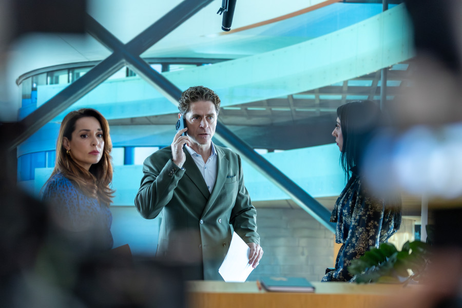 Μια νύχτα μόνο: Μία έκρηξη στο εργοτάξιο της ERGAN φέρνει αναστάτωση κι έναν θάνατο