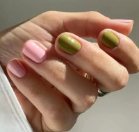 Τα Princess Cake nails συνδυάζουν τη σκανδιναβική κομψότητα με τα πιο όμορφα χρώματα του καλοκαιριού
