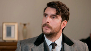 Grand Hotel: Η ζωή του Ρήγα σε κίνδυνο