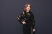 Στο Βερολίνο, η Isabelle Huppert αλλάζει look και αιφνιδιάζει με ένα ultra-short bob