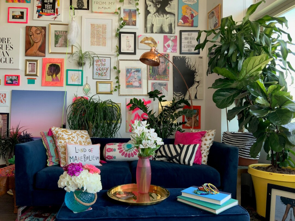 Gallery wall στο σπίτι σου: Πώς να φτιάξεις τον πιο stylish τοίχο με πίνακες και φωτογραφίες
