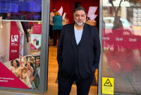 Γρηγόρης Αρναούτογλου: Έπεσε τυχαία πάνω σε Κύπριο παρουσιαστή στην Ελαφόνησο και έδωσαν τηλεοπτικό ραντεβού