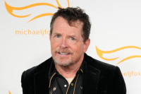 Παγκόσμια συγκίνηση για το comeback του Michael J. Fox στο πλευρό του Harrison Ford