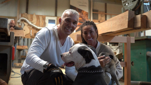 Pet Stories: Στέλιος Ρόκκος και Λελέ Γκόφα ανοίγουν πρώτη φορά το σπίτι τους και την καρδιά τους