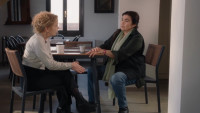 Η γη της ελιάς: Η Χριστιάνα σε απόγνωση παίρνει όμηρους τη μάνα της και τη Μαργαρίτα