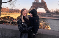 Ιωάννα Τούνη: Πετάχτηκε με τον Πάρη μέχρι το Παρίσι για χρυσές γόβες, τηγανιτές πατάτες και την... «κυρία Κωνσταντίνα»