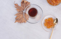 Είναι πράγματι το σιρόπι σφενδάμου πιο υγιεινό από τη λευκή ζάχαρη;