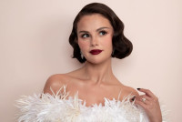 Πώς να κάνετε το κραγιόν σας να διαρκεί περισσότερο; Τα μυστικά μιας makeup artist