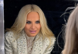 Μαρία Μπεκατώρου: Όχι μία, όχι δύο, έξι ολόκληρες τούρτες έσβησε στο πλατό για τα γενέθλιά της