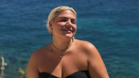 Δανάη Μπάρκα: Επιστροφή στο make up -δεν την αναγνώρισε ούτε το κινητό της- και στις φάρσες στη μάνα της