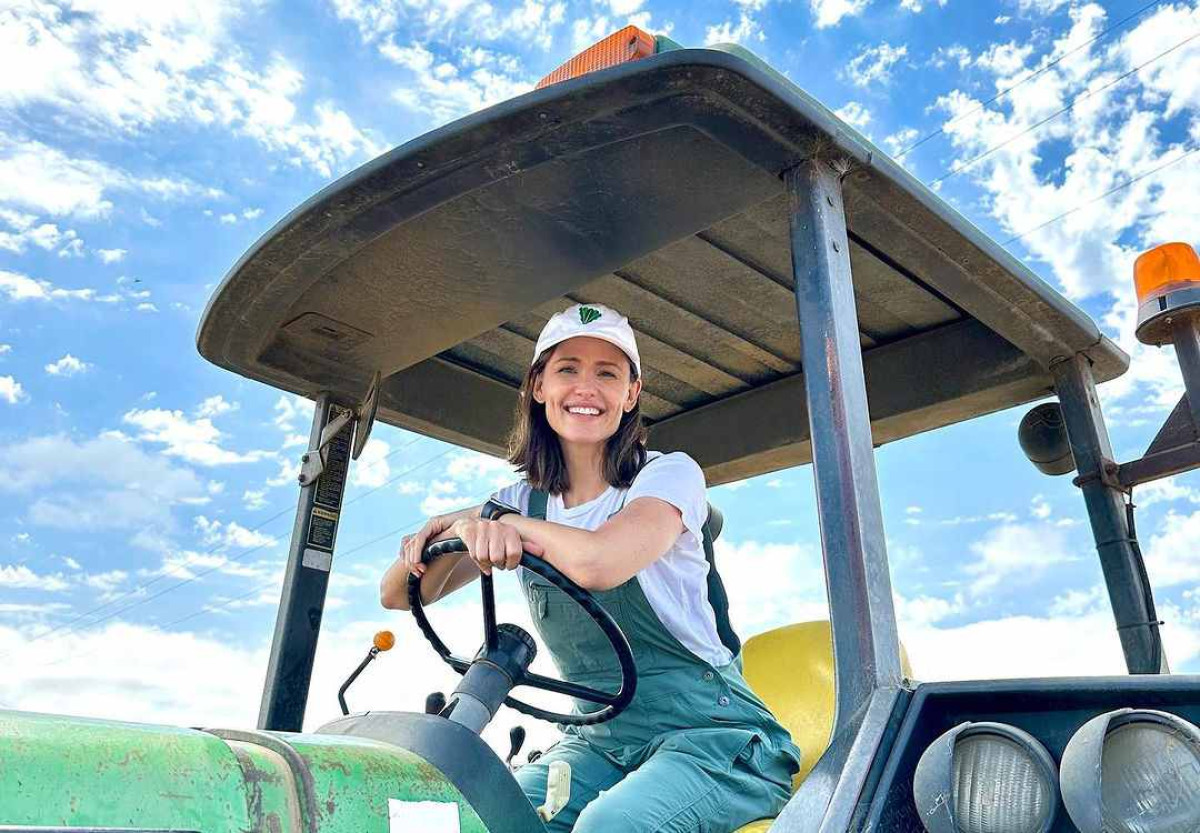 Jennifer Garner: Το απίστευτο βίντεο όπου βοήθησε έναν άστεγο άνδρα με τη συνεργασία του paparazzi που την παρακολουθούσε